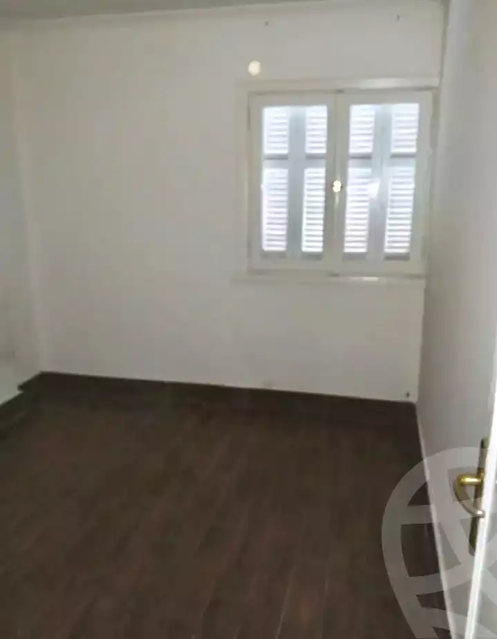 https://aqarmap.com.eg/en/listing/7237438-for-rent-alexandria-smouha-mostafa-kamel-st