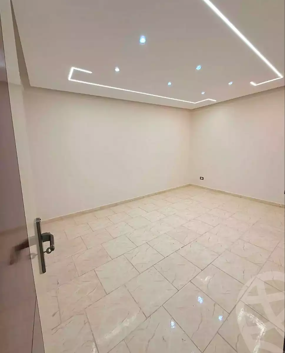 https://aqarmap.com.eg/en/listing/7237492-for-sale-alexandria-lsywf-el-falki