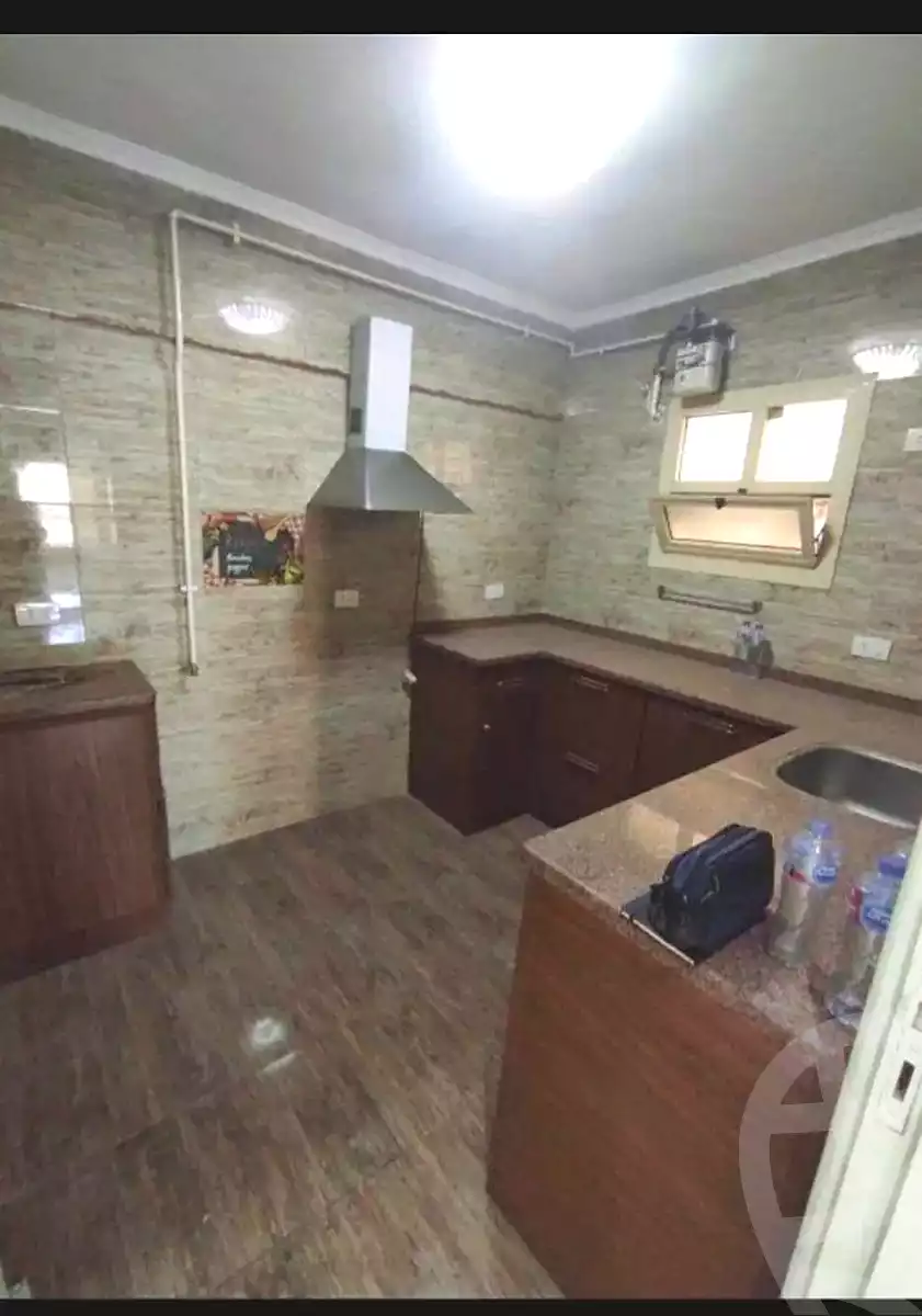 https://aqarmap.com.eg/ar/listing/7235850-for-rent-alexandria-moharram-bey