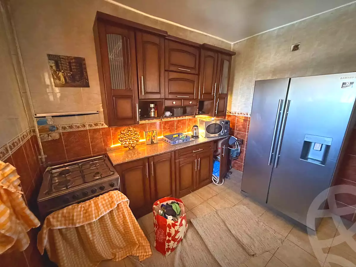 https://aqarmap.com.eg/ar/listing/7237839-for-rent-cairo-6th-of-october-el-hay-el-motamyz-el-motamayez-neighborhood-abd-el-moneim-riad-st
