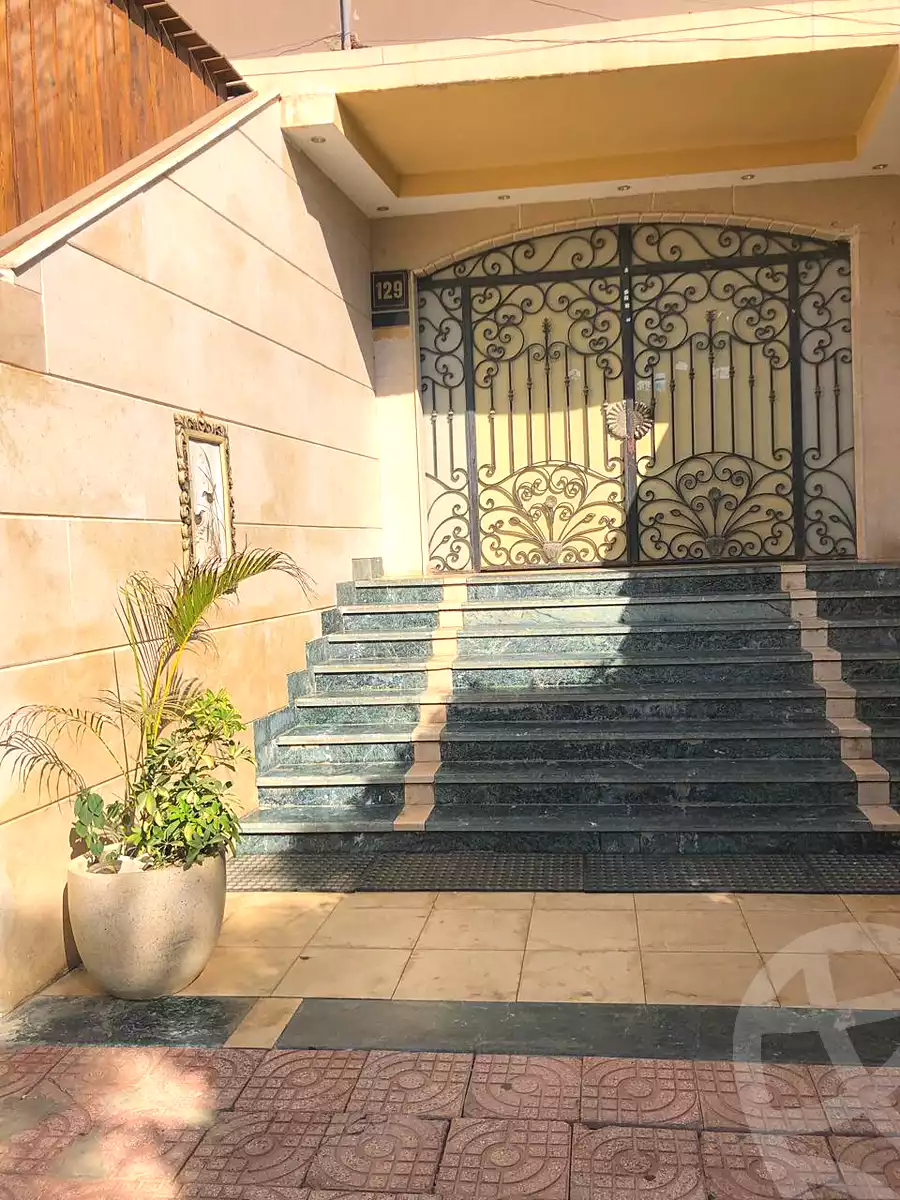 https://aqarmap.com.eg/ar/listing/7237896-for-rent-cairo-el-sheikh-zayed-city-el-hay-elsabeaa-lhy-lsb