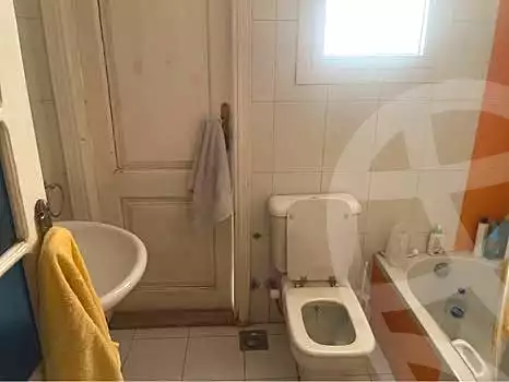 https://aqarmap.com.eg/ar/listing/7237913-for-sale-cairo-new-cairo-el-ahyaa-first-neighborhood-street-1