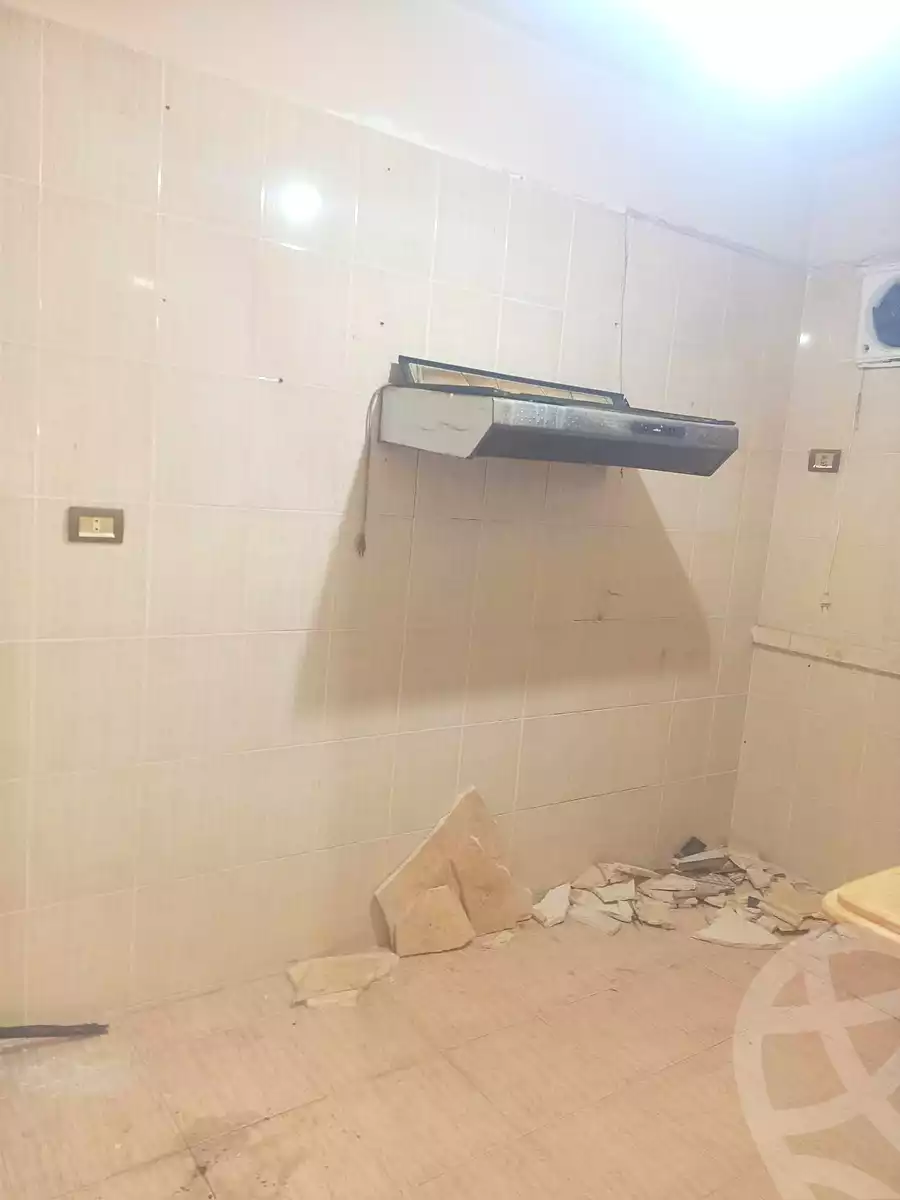 https://aqarmap.com.eg/en/listing/7229306-for-rent-alexandria-al-agamy-lbytsh-el-bostan-st