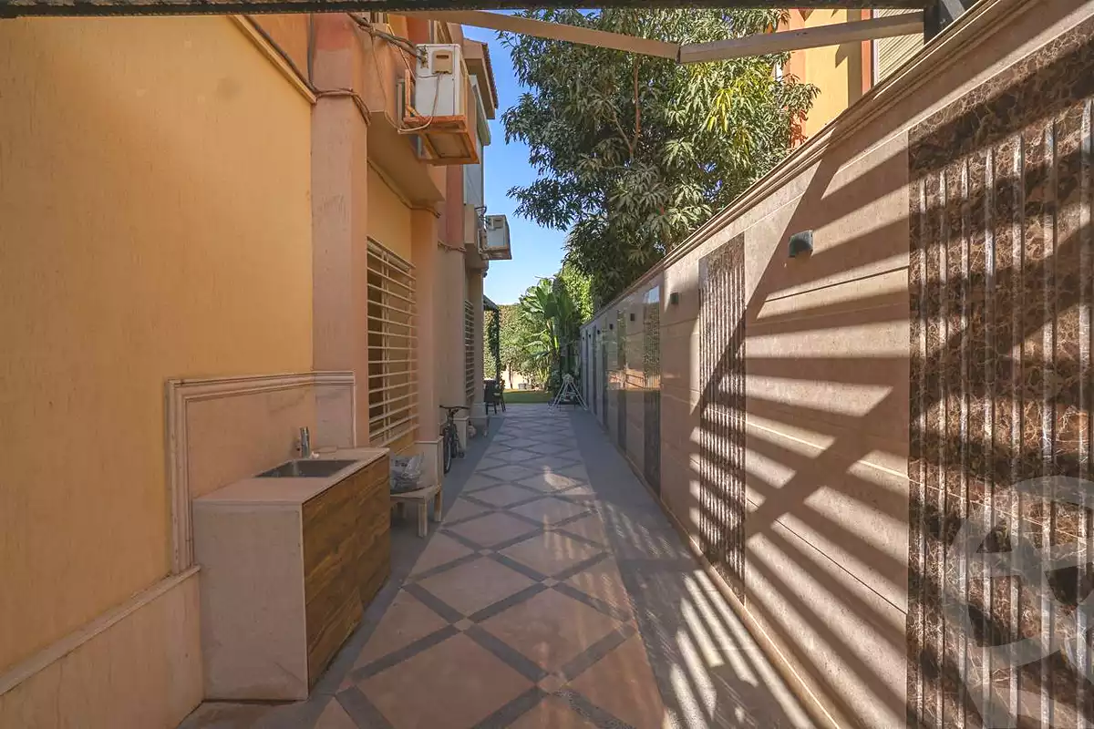 https://aqarmap.com.eg/en/listing/7237965-for-sale-cairo-new-cairo-compounds-fleur-de-ville