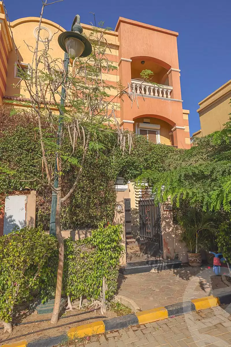 https://aqarmap.com.eg/en/listing/7237965-for-sale-cairo-new-cairo-compounds-fleur-de-ville