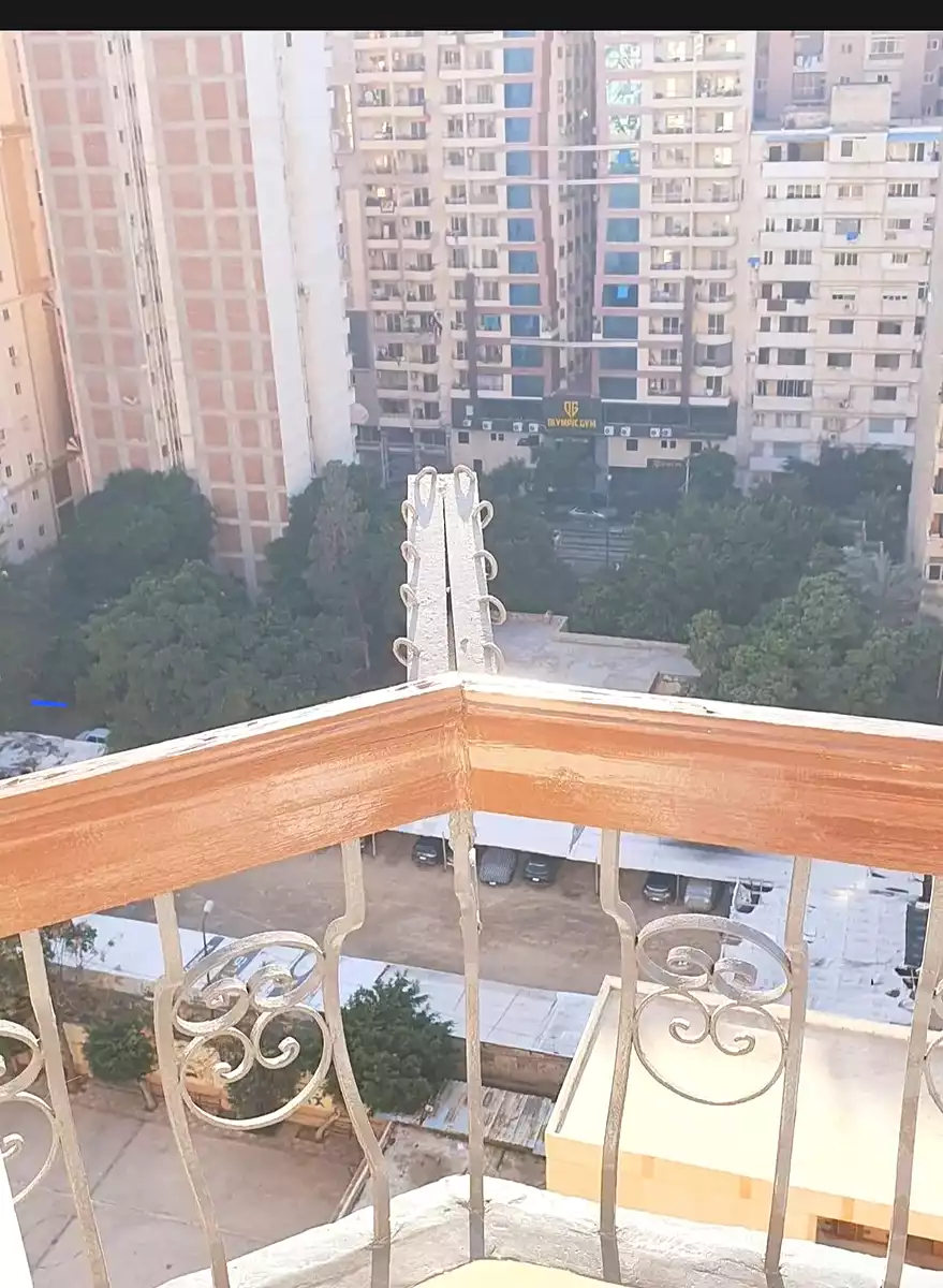 https://aqarmap.com.eg/en/listing/7235788-for-sale-alexandria-ganaklis-shr-bw-qyr-tryq-lhry