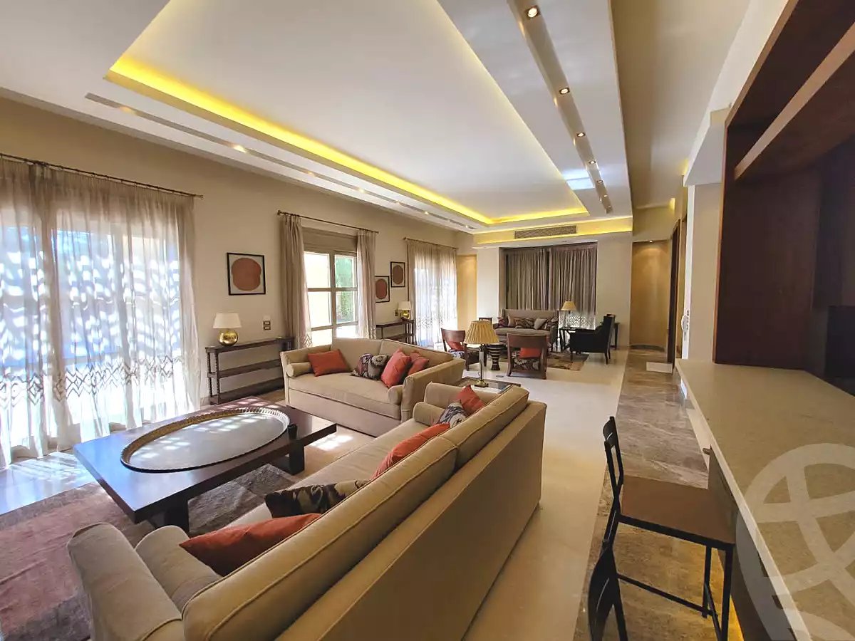 https://aqarmap.com.eg/ar/listing/7238068-for-sale-cairo-el-sheikh-zayed-city-compounds-kmbwnd-ljry-swdyk