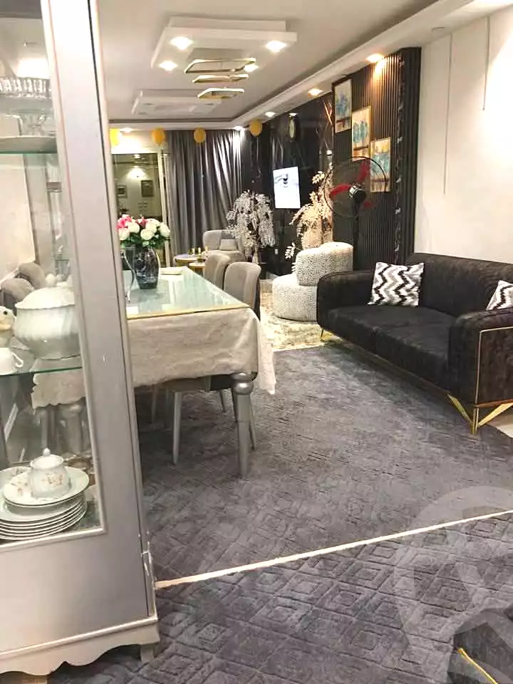 https://aqarmap.com.eg/en/listing/7238100-for-sale-cairo-ain-shams-jsr-lswys