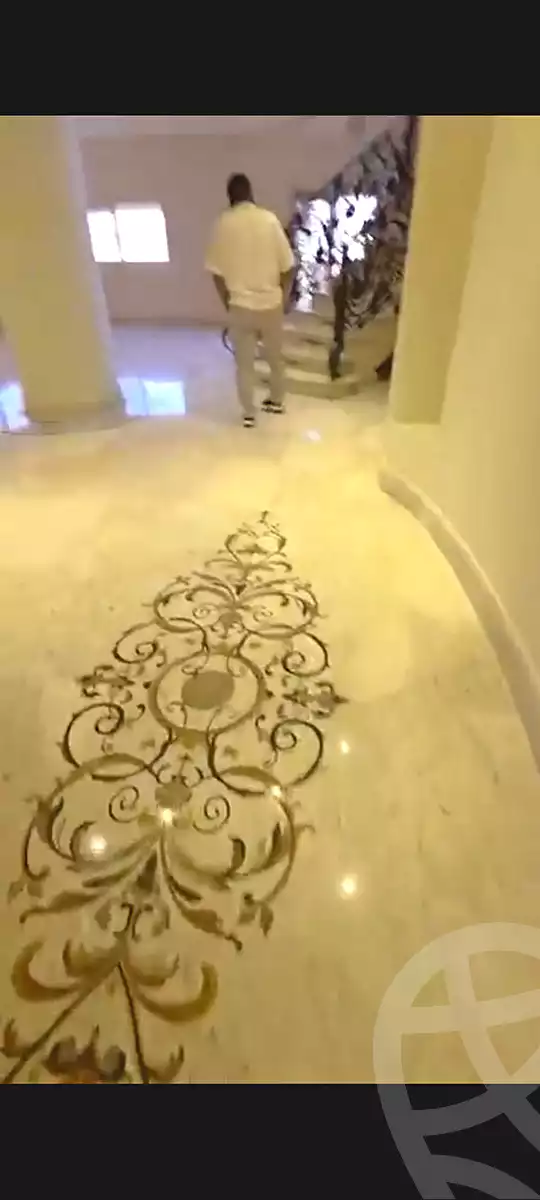 https://aqarmap.com.eg/ar/listing/7238215-for-sale-cairo-new-cairo-south-investors-al-gezira-st