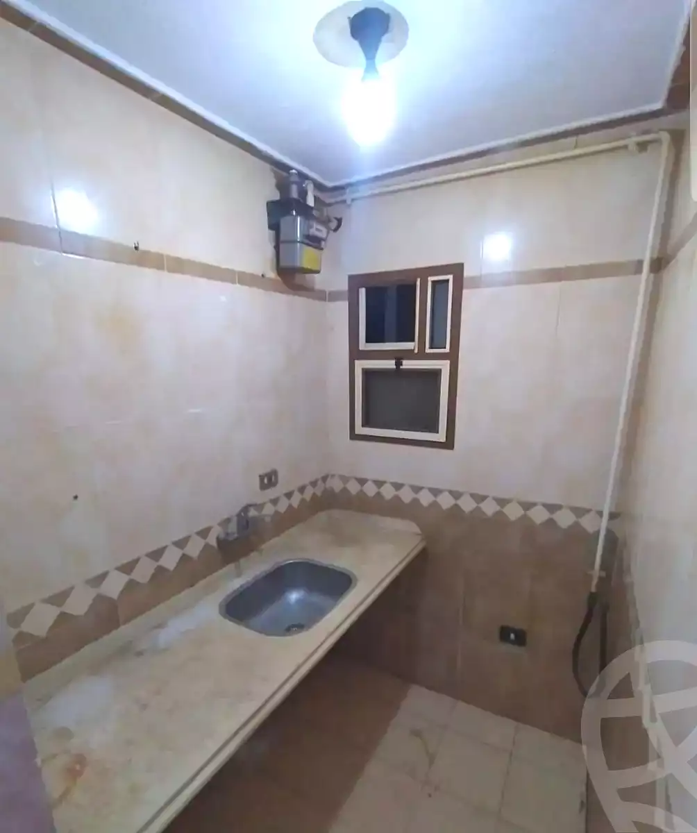 https://aqarmap.com.eg/en/listing/7238325-for-sale-alexandria-lsywf-el-falki