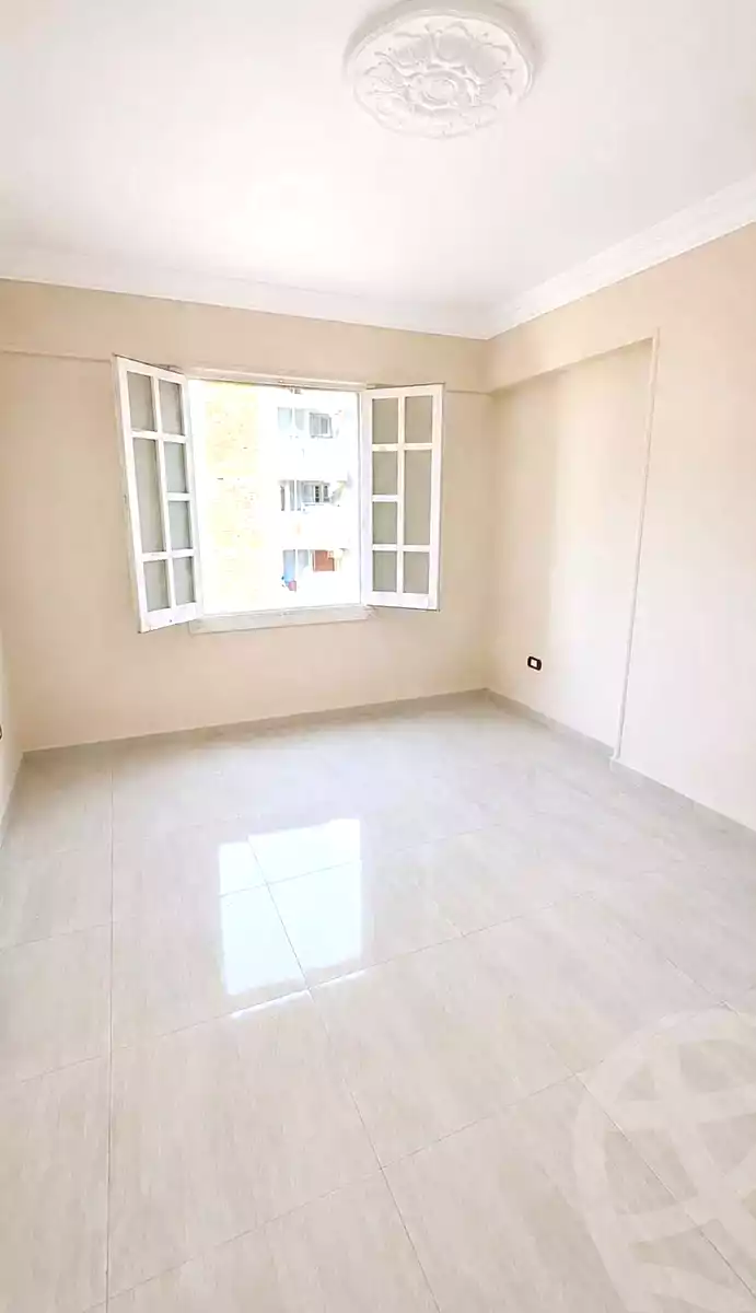 https://aqarmap.com.eg/ar/listing/7238355-for-sale-alexandria-el-mandara
