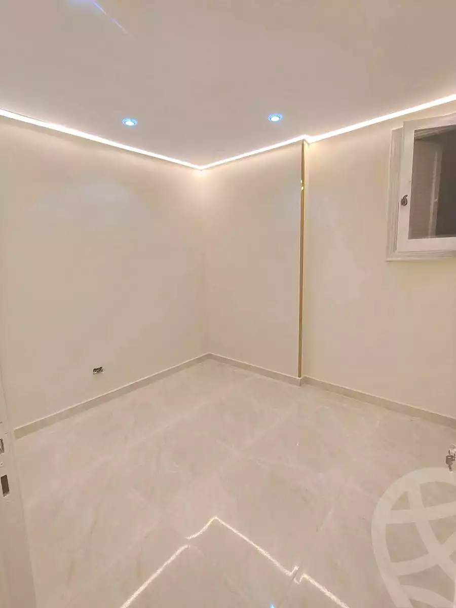 https://aqarmap.com.eg/ar/listing/7238402-for-sale-alexandria-sydy-bshr