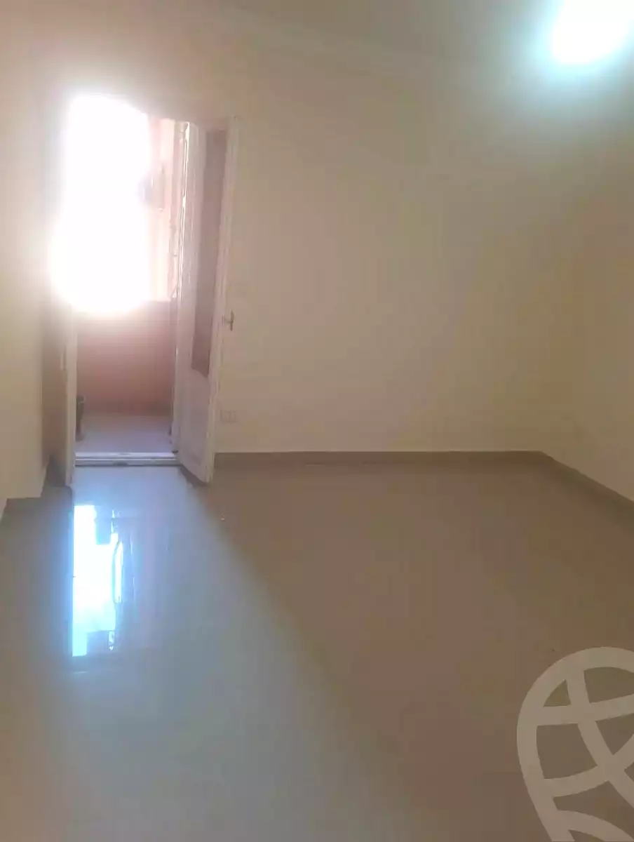 https://aqarmap.com.eg/ar/listing/7238495-for-rent-alexandria-ganaklis-shr-bw-qyr-tryq-lhry
