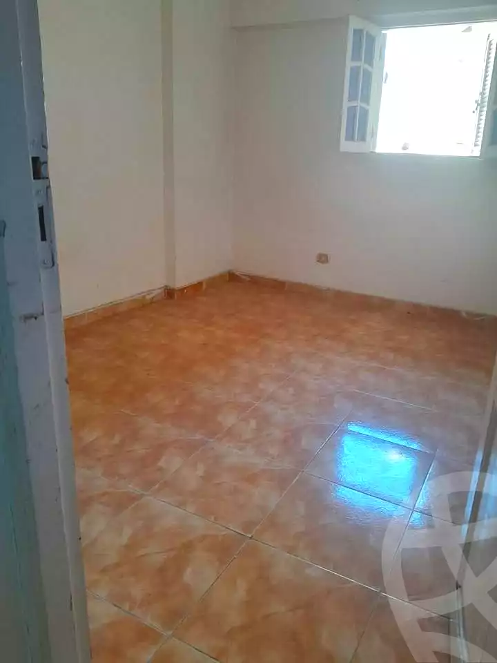 https://aqarmap.com.eg/ar/listing/7238556-for-sale-alexandria-el-asafra-l-sfr-bhry