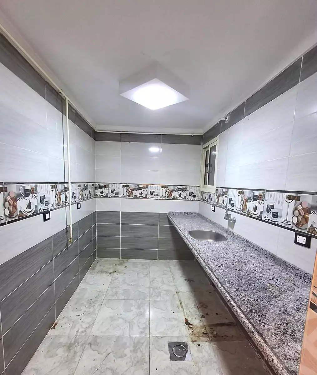 https://aqarmap.com.eg/ar/listing/7238700-for-sale-alexandria-lsywf-el-falki