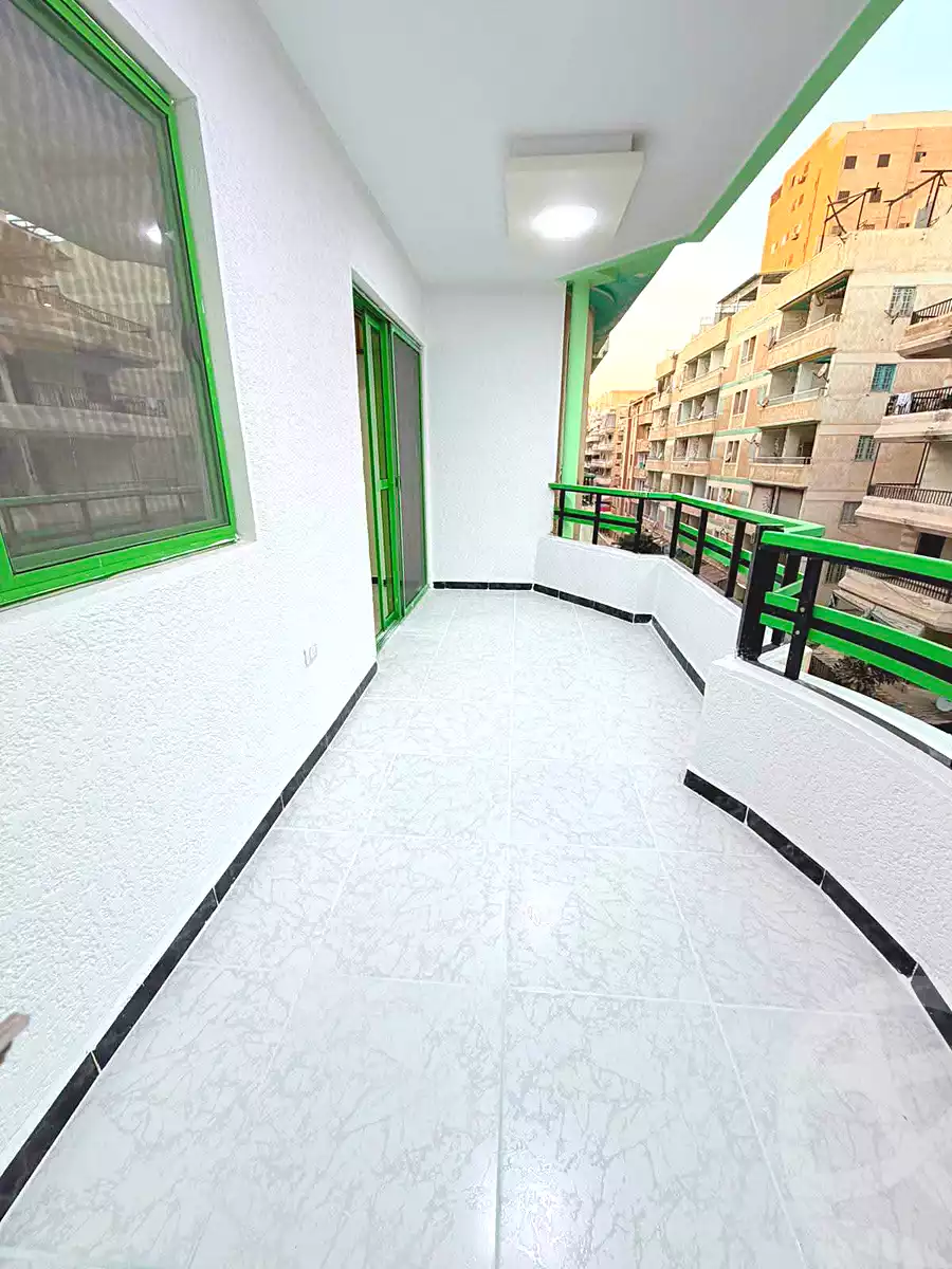 https://aqarmap.com.eg/ar/listing/7229298-for-sale-alexandria-al-agamy-shataa-el-nakheel