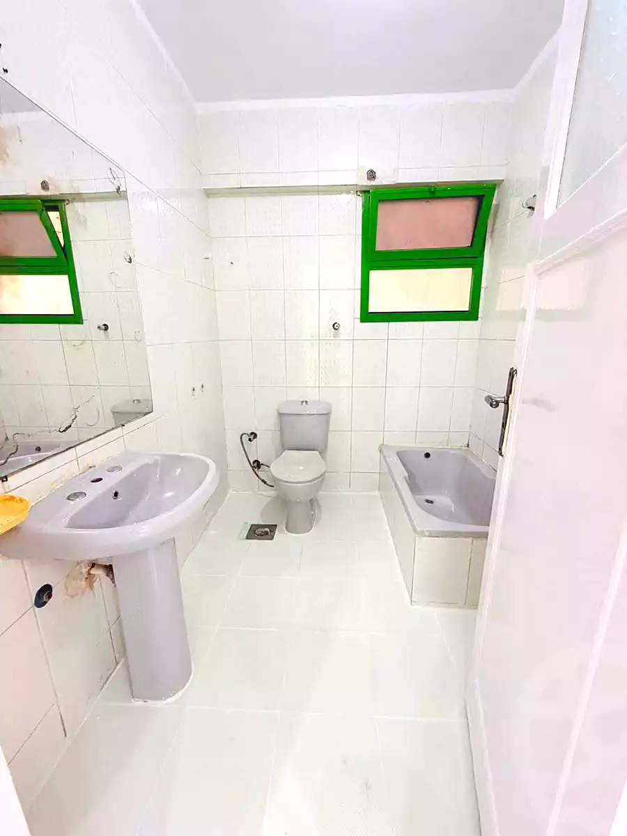 https://aqarmap.com.eg/ar/listing/7229298-for-sale-alexandria-al-agamy-shataa-el-nakheel