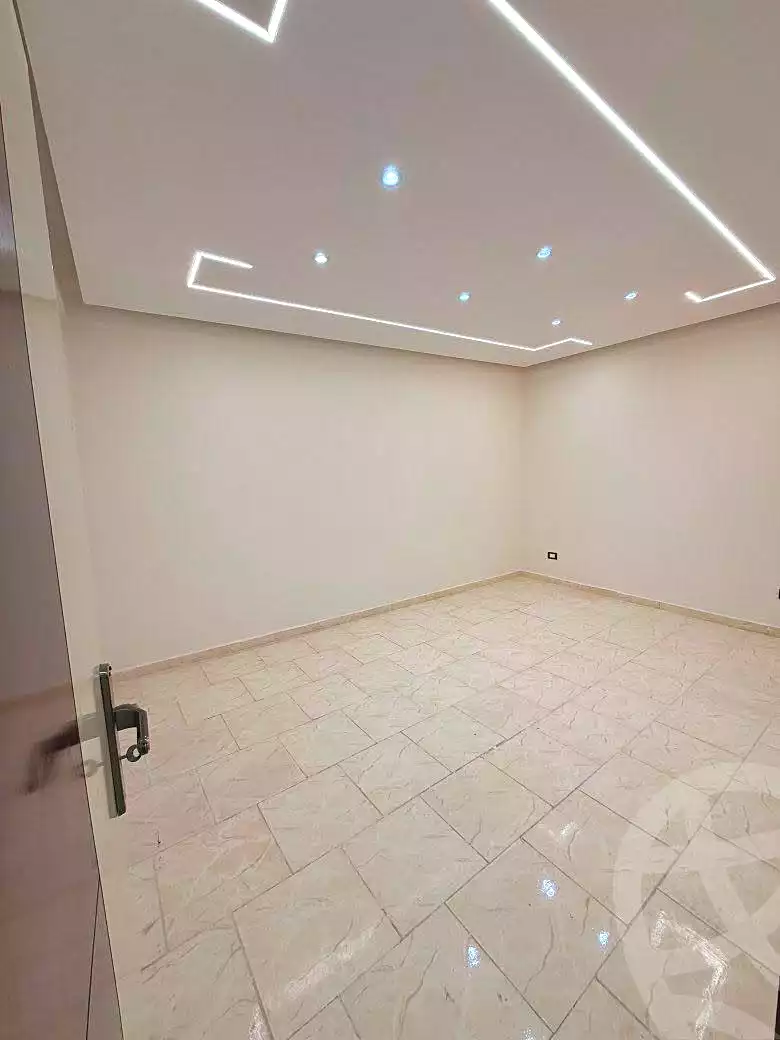https://aqarmap.com.eg/ar/listing/7238943-for-sale-alexandria-lsywf-el-falki