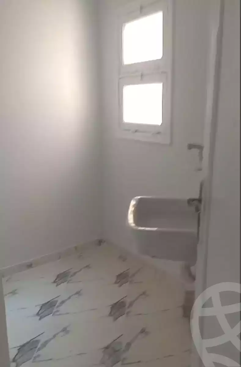 https://aqarmap.com.eg/en/listing/7239130-for-sale-alexandria-al-agamy-el-hanouvel