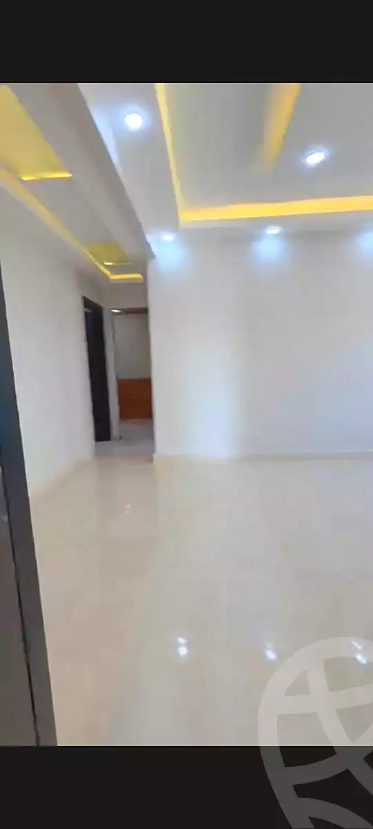 https://aqarmap.com.eg/ar/listing/7239465-for-sale-alexandria-el-asafra-shr-45