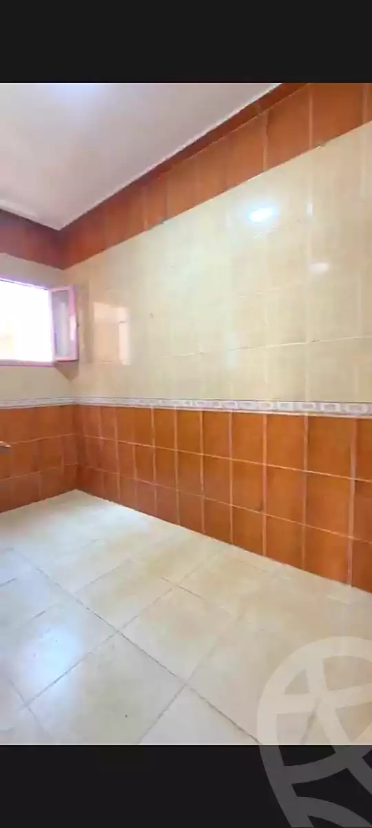 https://aqarmap.com.eg/ar/listing/7239465-for-sale-alexandria-el-asafra-shr-45