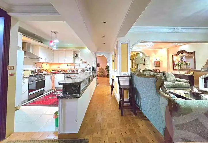 https://aqarmap.com.eg/ar/listing/7239461-for-sale-alexandria-lauran