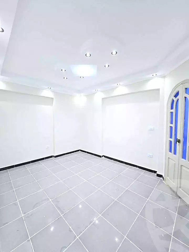https://aqarmap.com.eg/ar/listing/7239571-for-sale-alexandria-al-agamy-shataa-el-nakheel