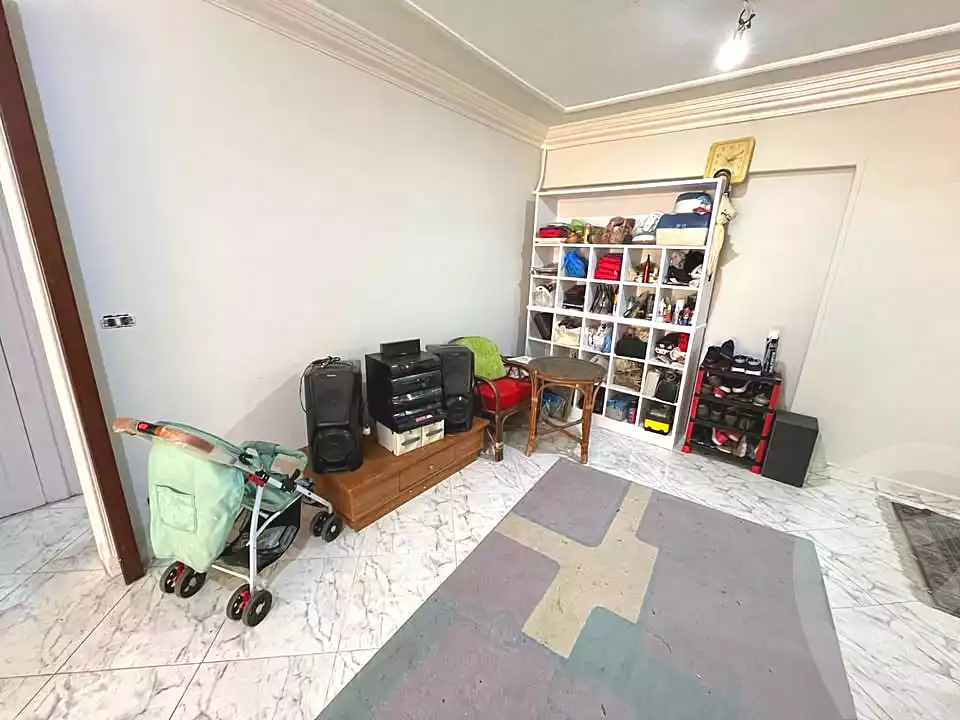 https://aqarmap.com.eg/en/listing/7239642-for-sale-alexandria-ganaklis