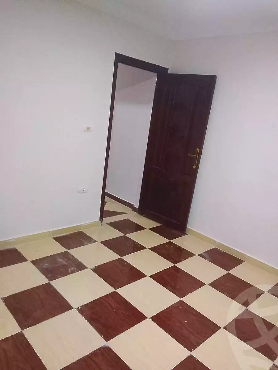 https://aqarmap.com.eg/ar/listing/7239811-for-sale-alexandria-el-asafra-l-sfr-qbly-el-maahad-el-dini-st