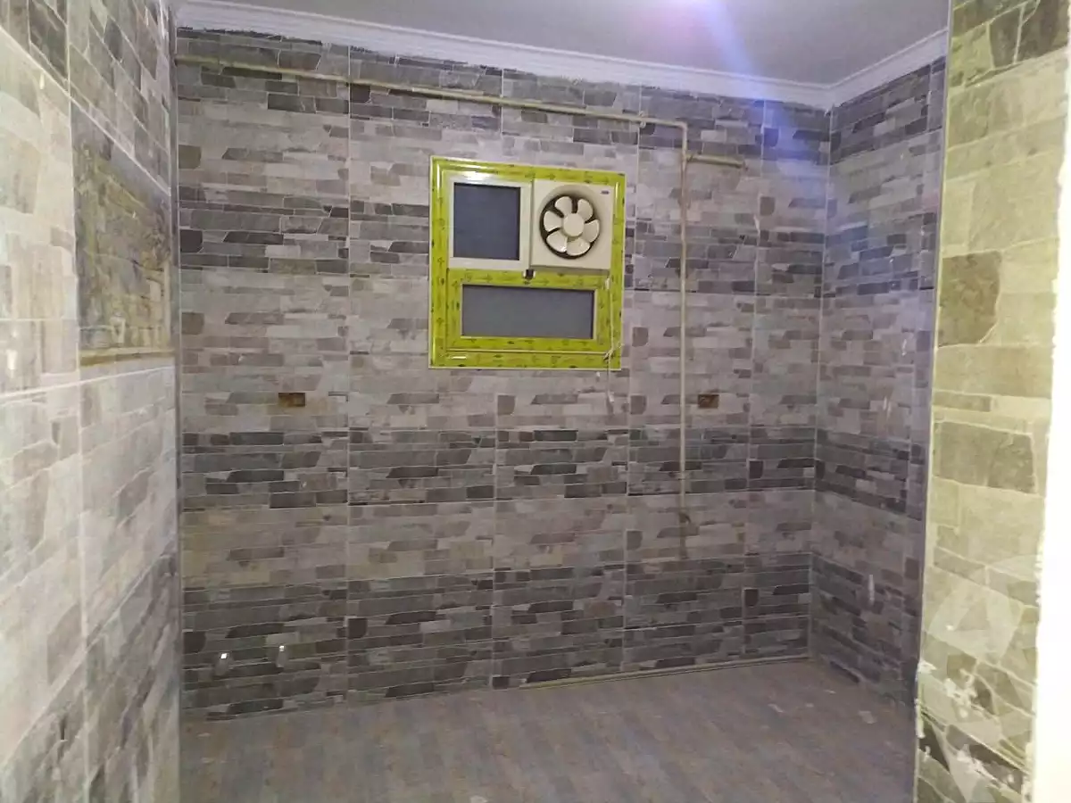 https://aqarmap.com.eg/ar/listing/7240049-for-sale-cairo-faisal-kafr-tohormos-queen-nazli-st