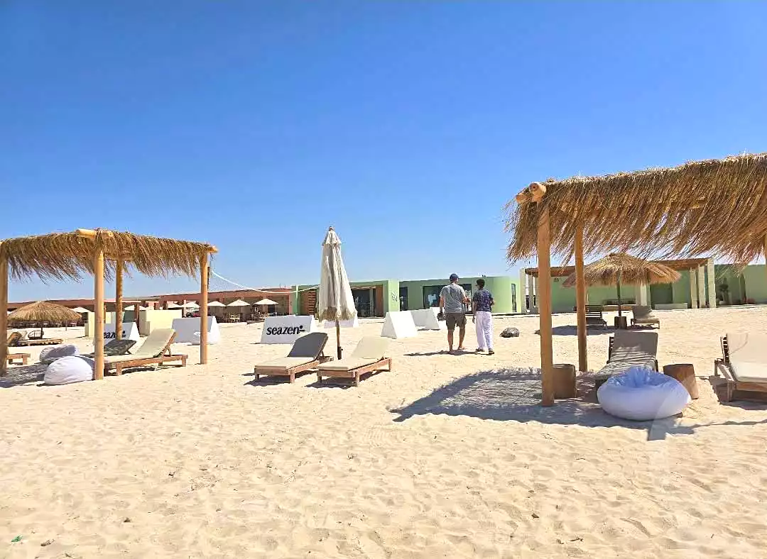 https://aqarmap.com.eg/en/listing/7240156-for-sale-north-coast-resorts-seazen-al-qamzi