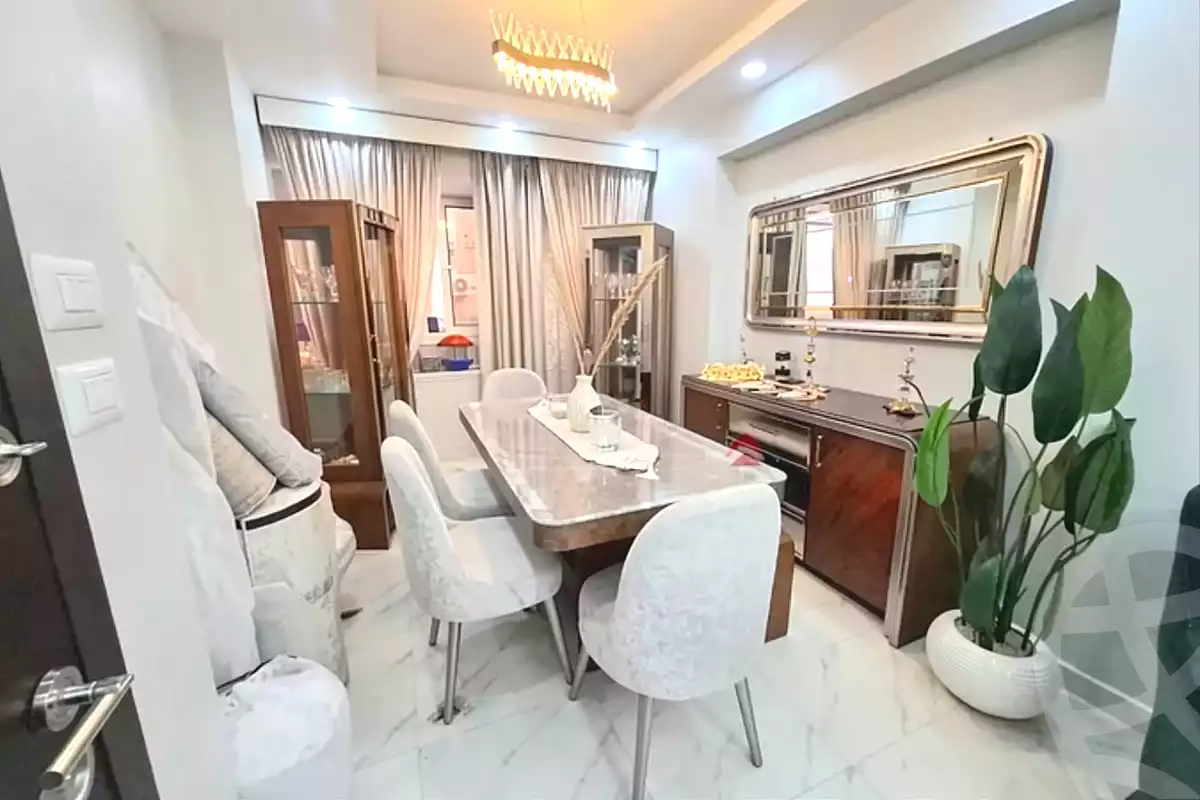 https://aqarmap.com.eg/ar/listing/7240486-for-sale-alexandria-sydy-bshr-sydy-bshr-bhry-el-shaikh-hussein-soliman-18-st