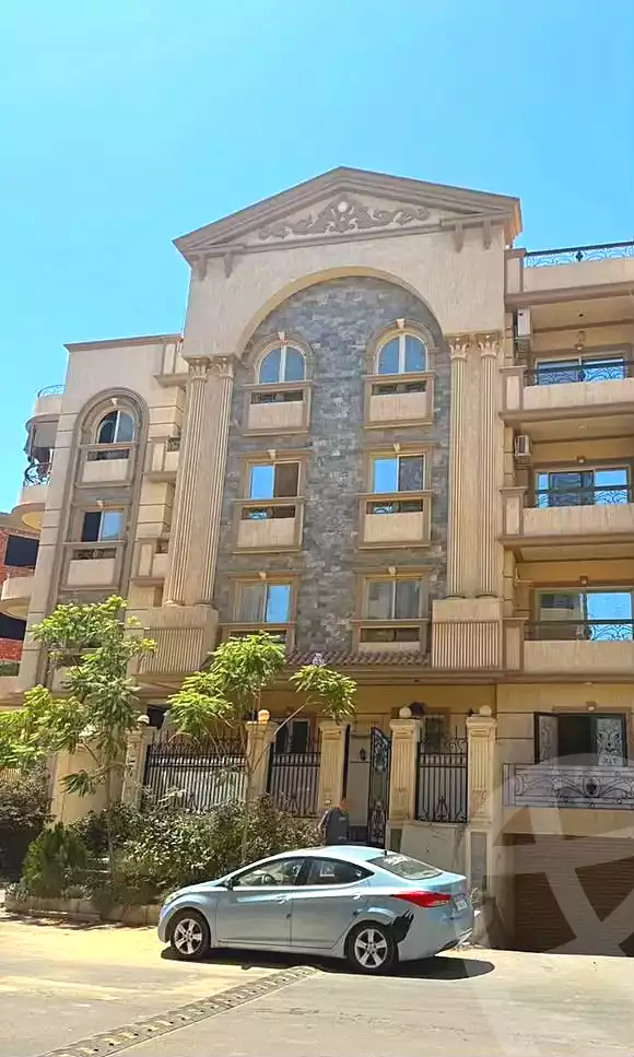 https://aqarmap.com.eg/en/listing/7240430-for-sale-cairo-el-sheikh-zayed-city-compounds-zayed-heights-compound