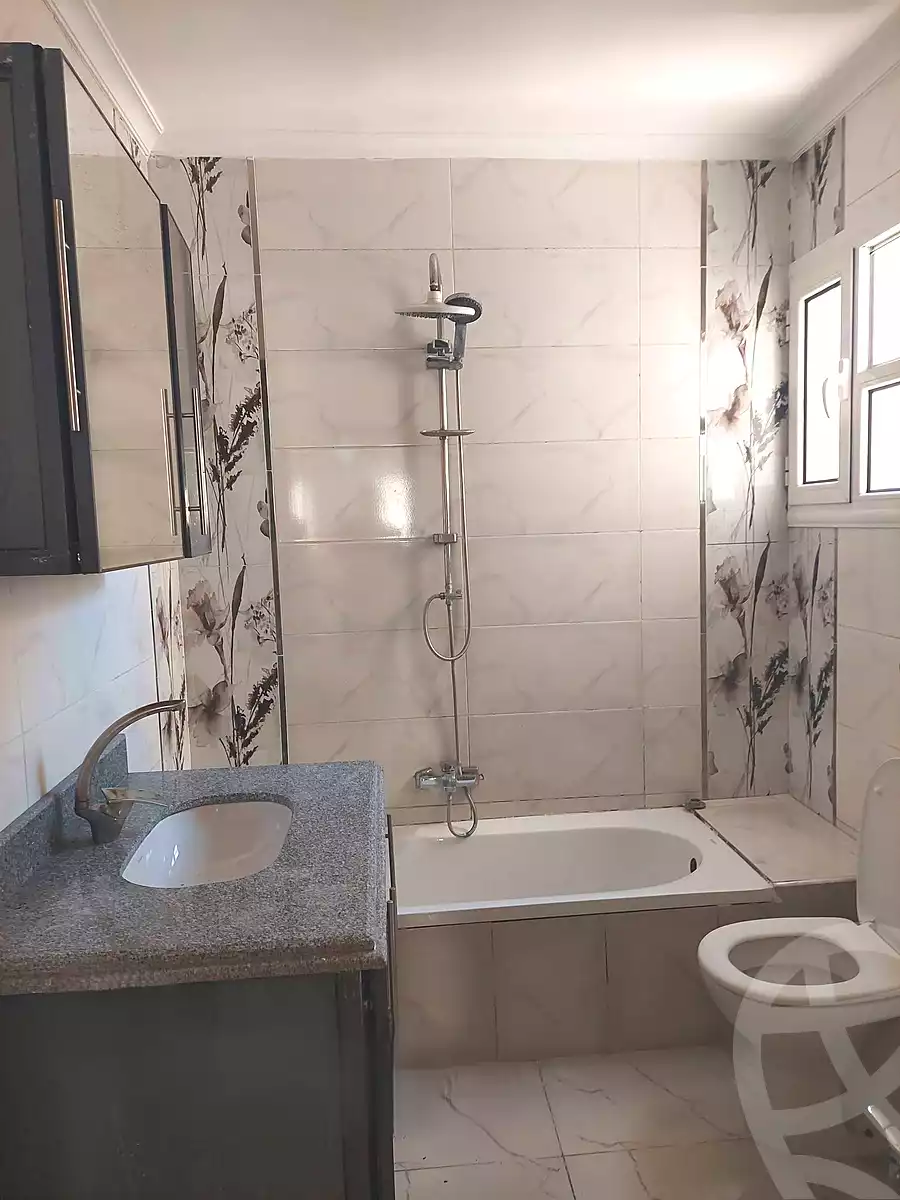 https://aqarmap.com.eg/ar/listing/7240528-for-rent-alexandria-el-asafra-shr-45