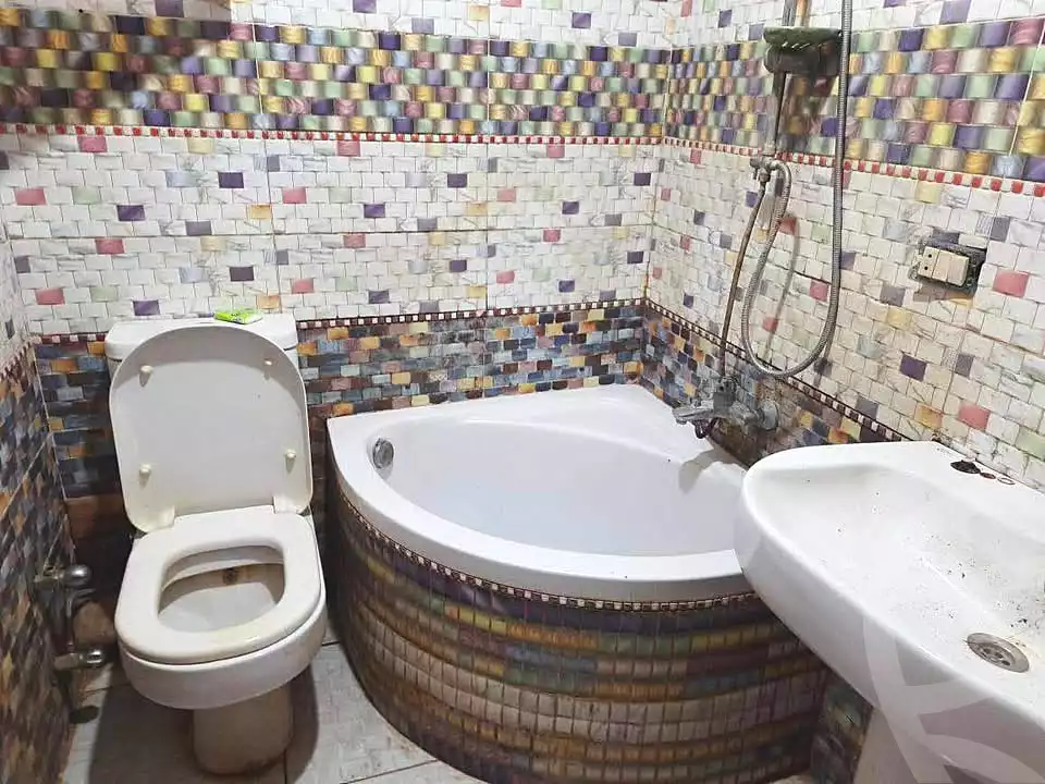 https://aqarmap.com.eg/en/listing/7240599-for-rent-alexandria-new-miami-el-quds-school-st