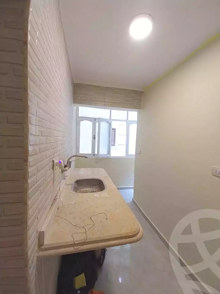 https://aqarmap.com.eg/ar/listing/7240630-for-rent-alexandria-sydy-bshr-sydy-bshr-bhry-shr-mhmwd-l-yswy