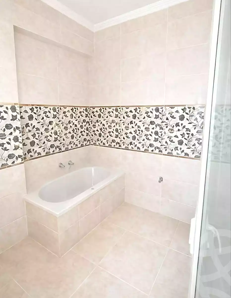 https://aqarmap.com.eg/ar/listing/7240924-for-sale-alexandria-sydy-bshr-sydy-bshr-bhry-shr-mhmd-njyb