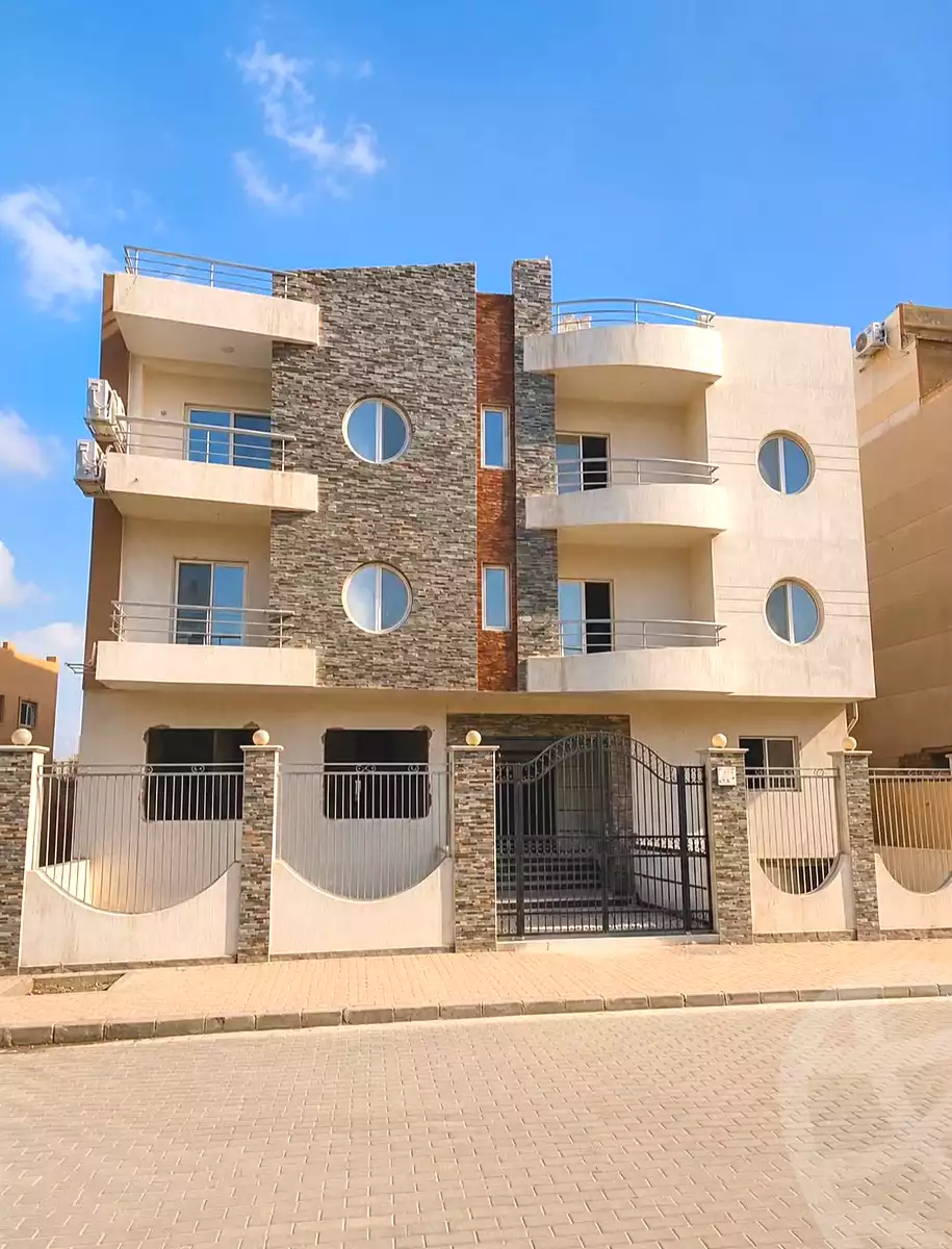 https://aqarmap.com.eg/ar/listing/7240955-for-sale-cairo-new-cairo-el-kornfol-el-kornfol-6