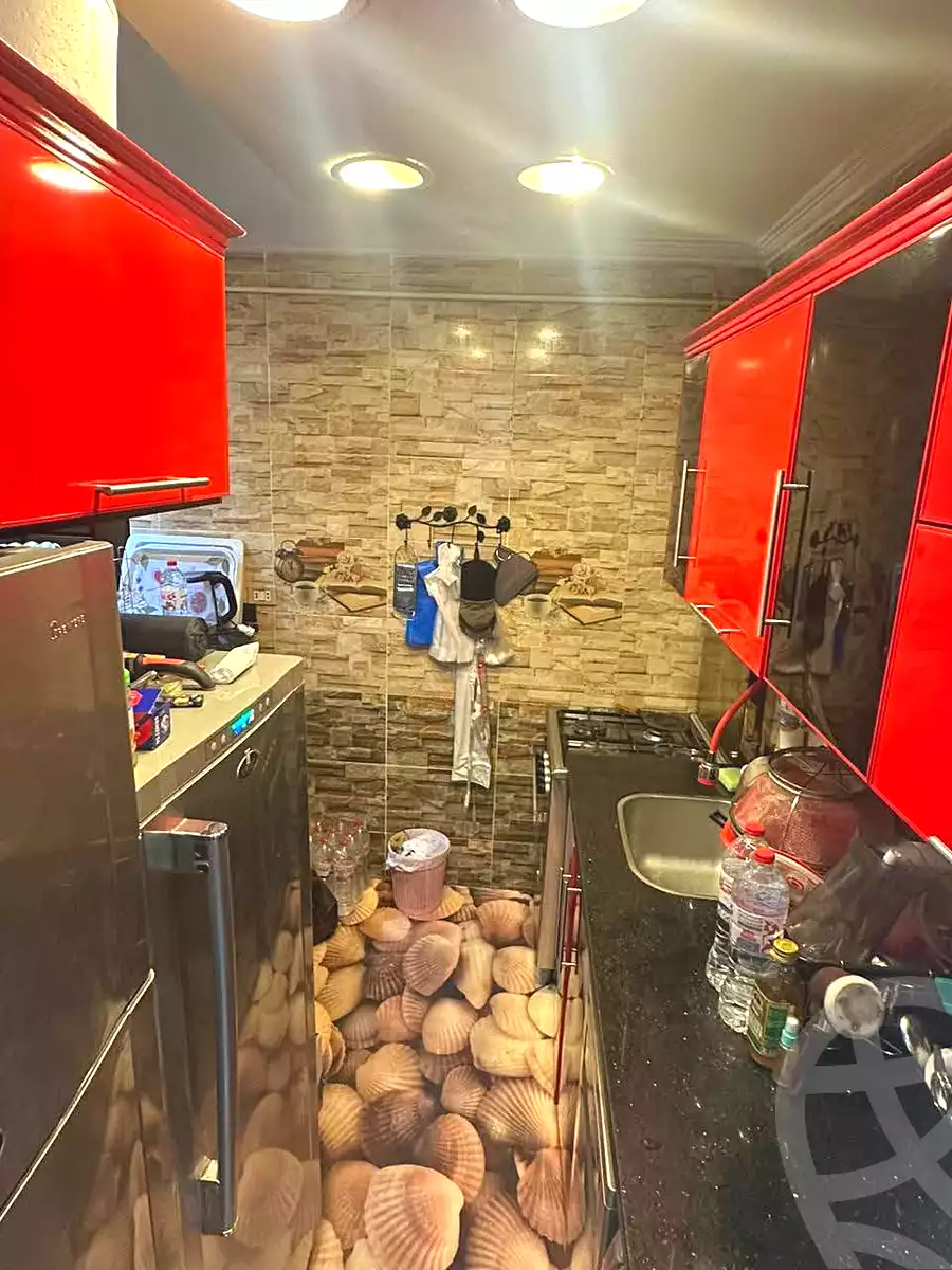 https://aqarmap.com.eg/ar/listing/7241134-for-sale-alexandria-sydy-bshr-sydy-bshr-bhry-mohamed-el-srafi-st.