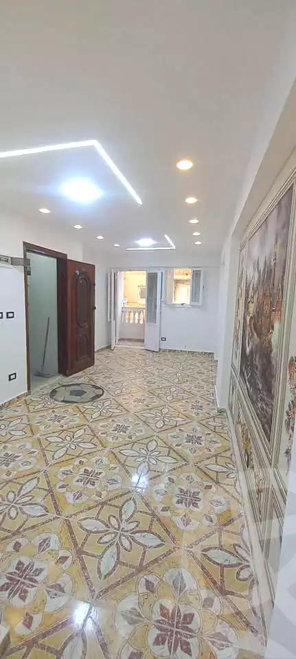 https://aqarmap.com.eg/ar/listing/7241181-for-sale-alexandria-el-asafra-shr-45