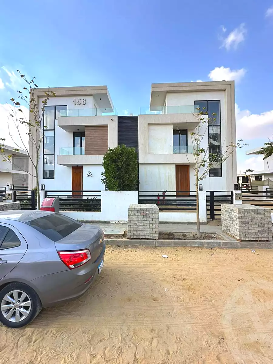 https://aqarmap.com.eg/ar/listing/7241330-for-sale-cairo-new-cairo-lmstqbl-syty-compounds-nyoum-arab-development