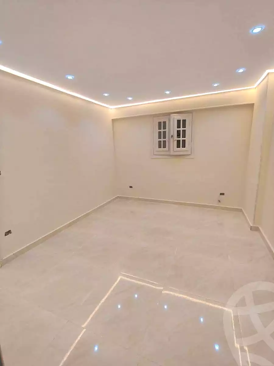 https://aqarmap.com.eg/en/listing/7241811-for-sale-alexandria-sydy-bshr-sydy-bshr-qbly-street-17