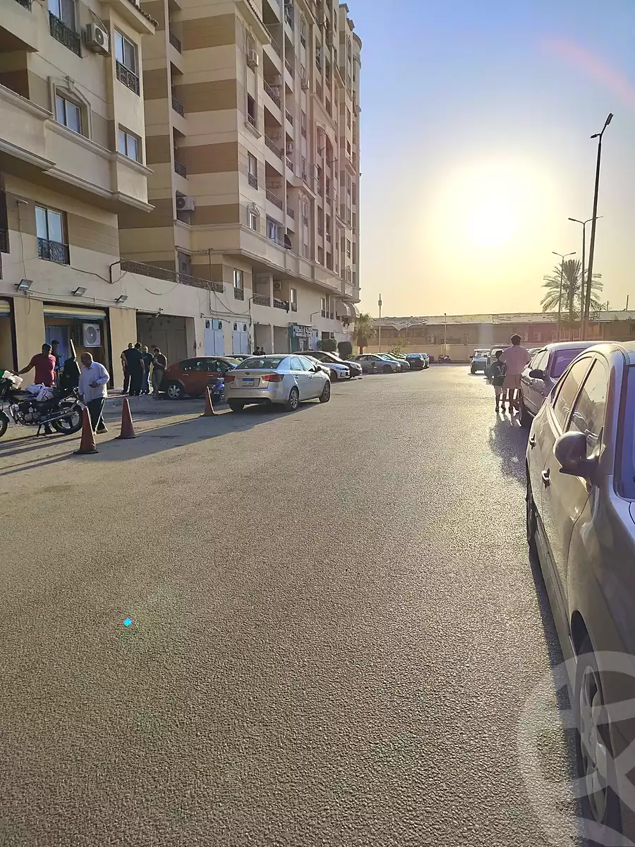 https://aqarmap.com.eg/ar/listing/7241817-for-sale-cairo-hadayek-el-koba-teraat-al-gabal-st