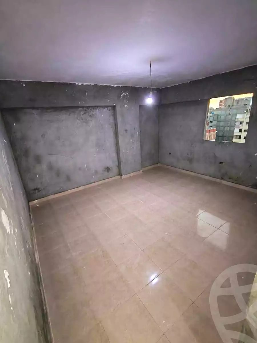 https://aqarmap.com.eg/en/listing/7241900-for-sale-alexandria-al-agamy-el-hanouvel-el-salam-st