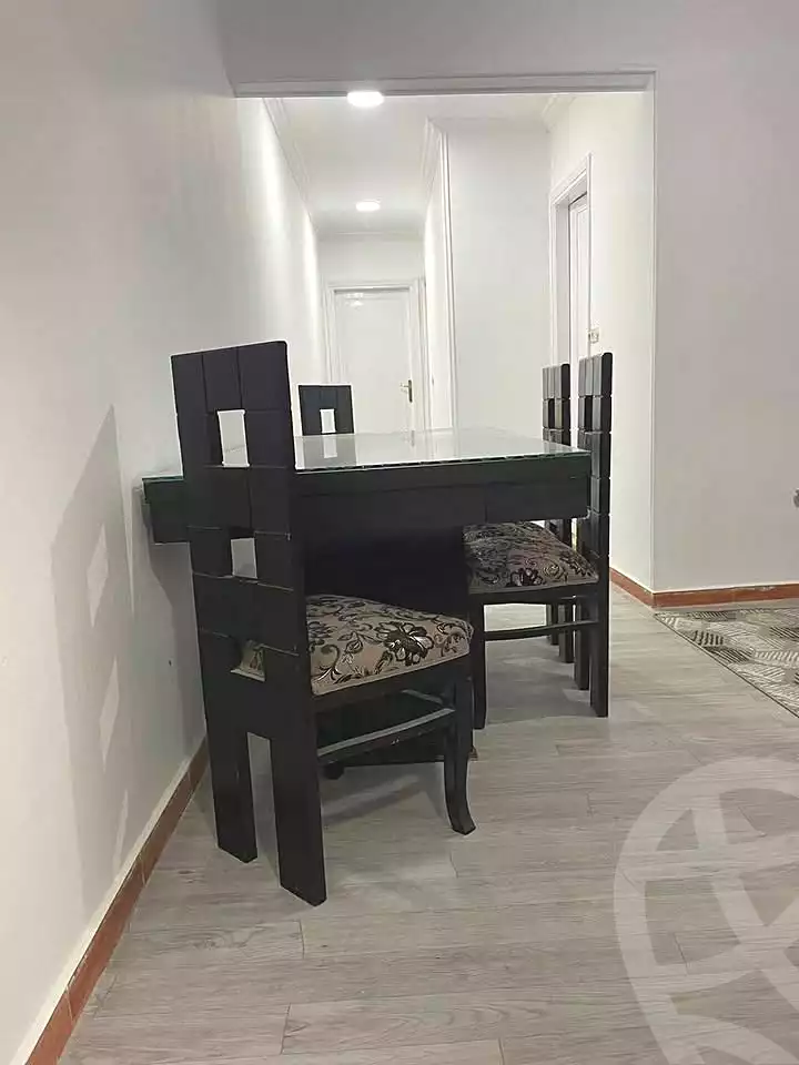 https://aqarmap.com.eg/ar/listing/7242089-for-rent-alexandria-zezenia