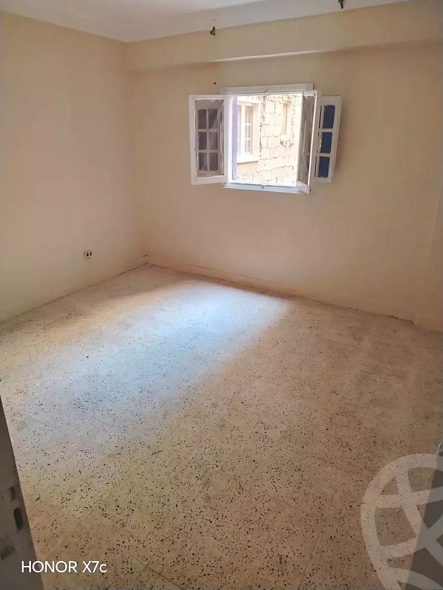 https://aqarmap.com.eg/en/listing/7242209-for-sale-alexandria-al-agamy-bw-ywsf