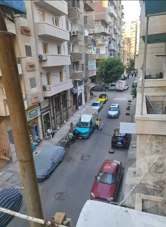 https://aqarmap.com.eg/ar/listing/7242366-for-sale-alexandria-moharram-bey-moharram-bek-st