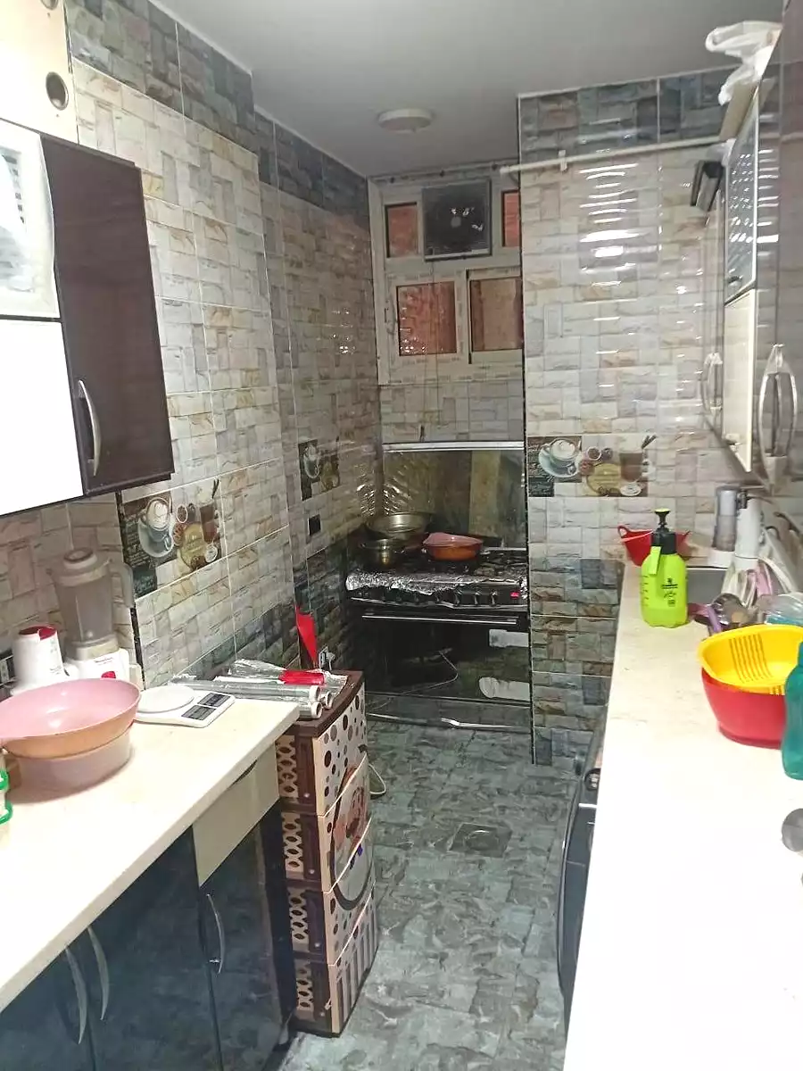 https://aqarmap.com.eg/ar/listing/7242484-for-sale-cairo-helwan-kwrnysh-hlwn