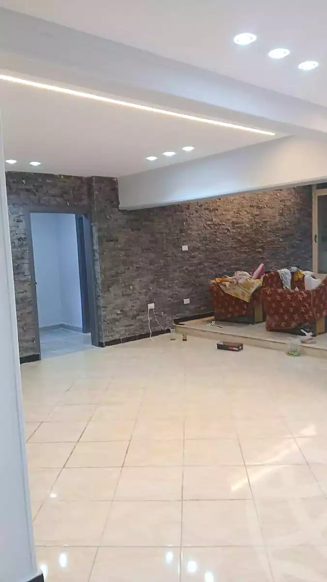 https://aqarmap.com.eg/en/listing/7242578-for-sale-cairo-shoubra-el-sahel-shobra-st