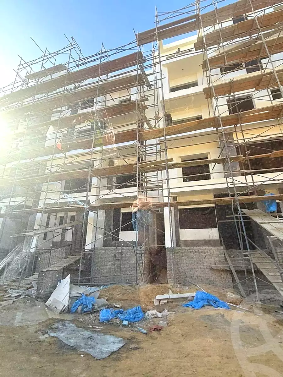 https://aqarmap.com.eg/en/listing/7242657-for-sale-cairo-el-sheikh-zayed-city-compounds